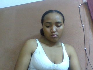 Honorine1a's Live Webcam