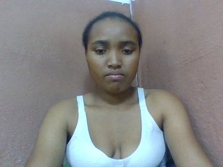 Honorine1a's Live Webcam