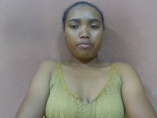 Honorine1a's Live Webcam