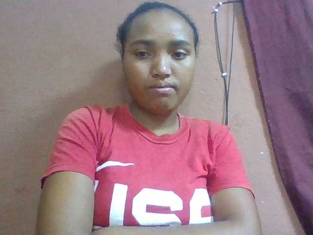 Honorine1a live cam