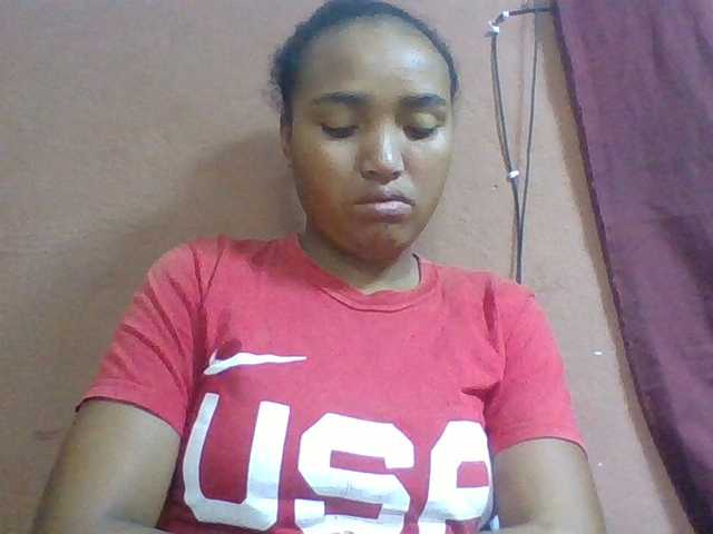 Honorine1a live cam