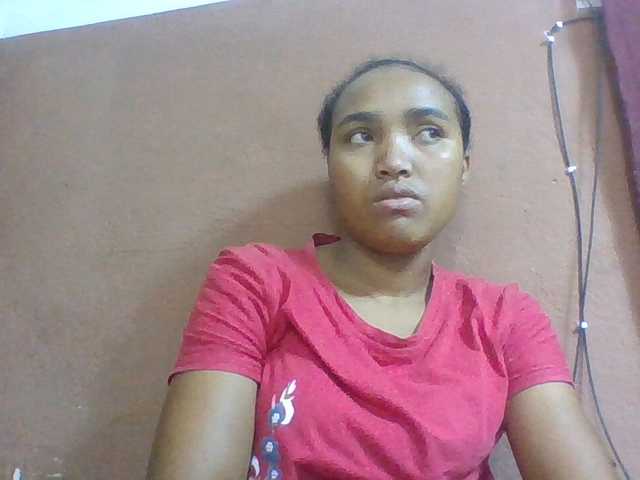 Honorine1a live cam on BongaCams