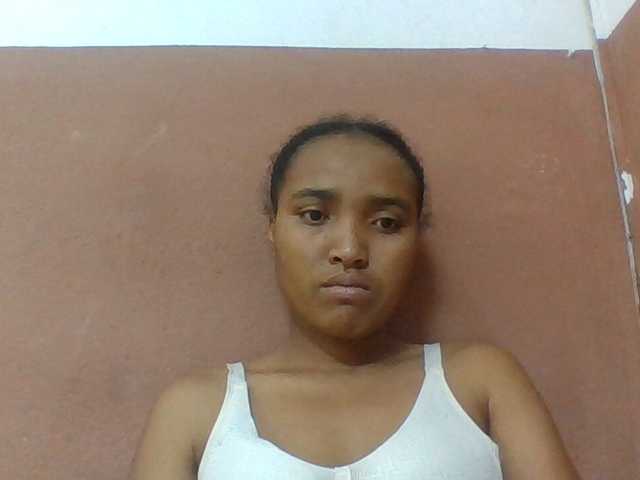 Honorine1a live cam preview