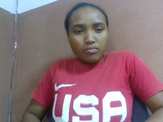 Honorine1a live cam on BongaCams