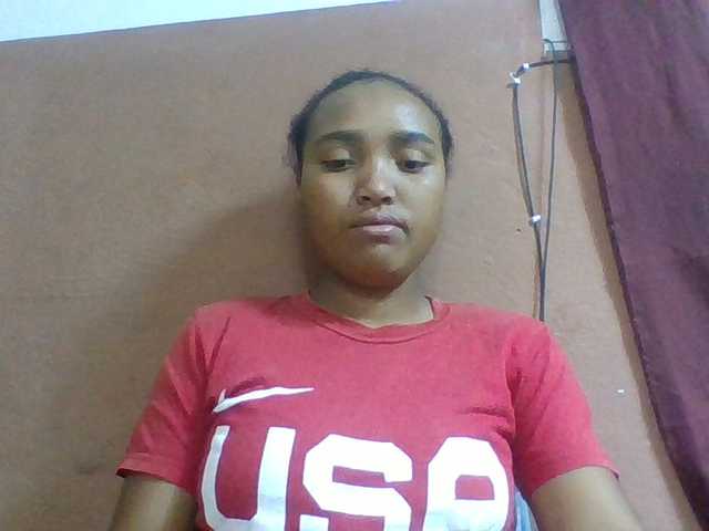 Honorine1a live cam