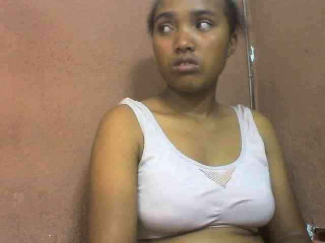 Model: Honorine1a