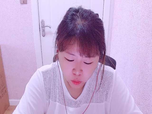 Galsang331 live cam on BongaCams