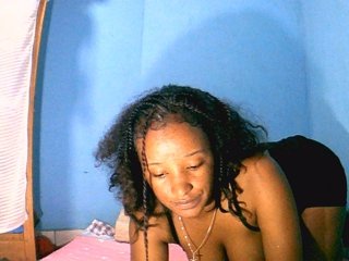 Jayssa05's Live Webcam