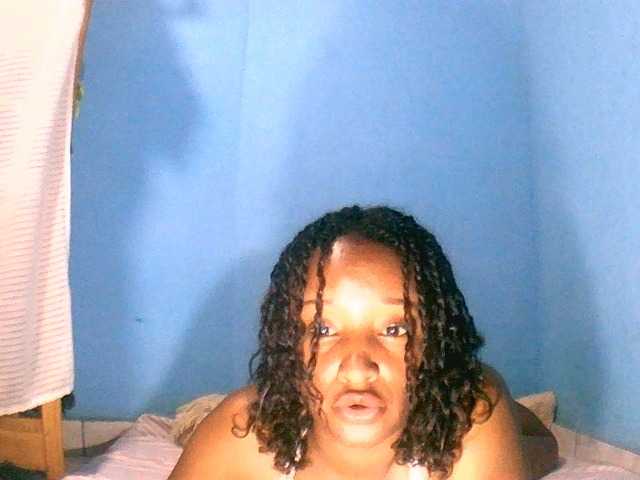 Jayssa05 live cam on BongaCams