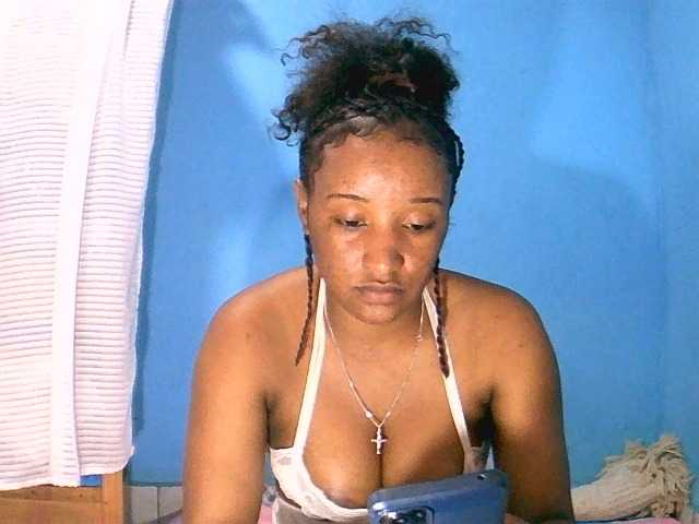 Jayssa05 live cam preview