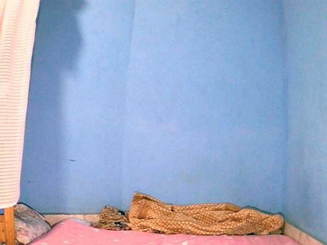 Jayssa05, live now on BongaCams