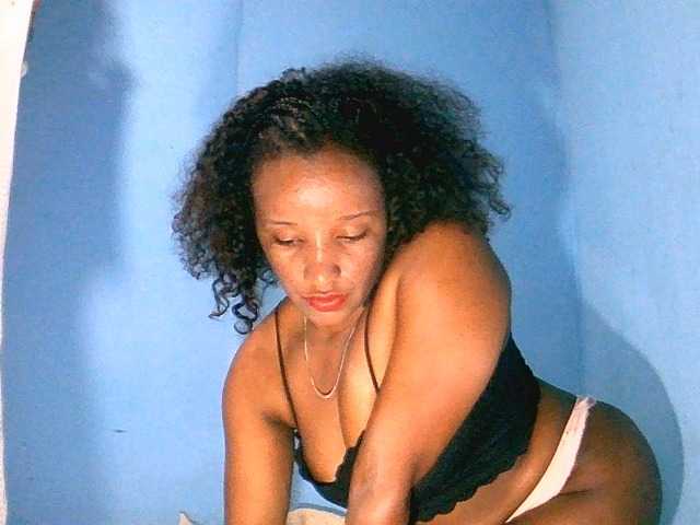 Jayssa05 live cam preview