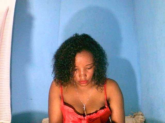 Jayssa05 live cam preview