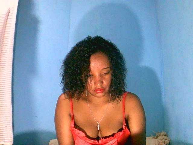 Jayssa05 live cam preview