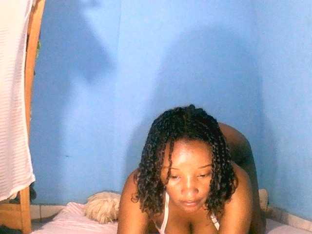 Jayssa05 live cam preview
