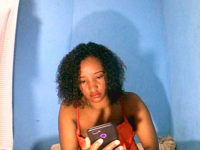 Jayssa05 live cam preview