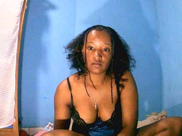 Modèle: Jayssa05