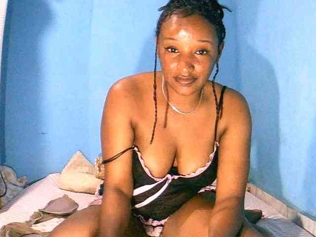 Modèle: Jayssa05