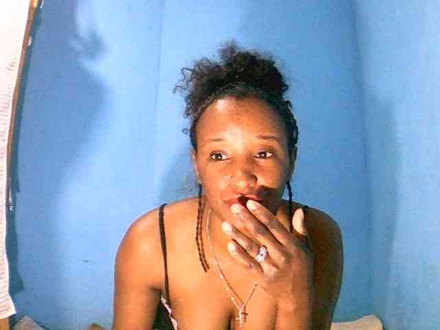 Modèle: Jayssa05