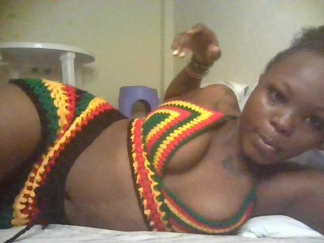 Princess333 live cam on BongaCams