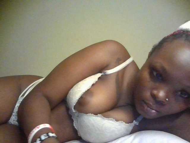 Princess333 live cam on BongaCams