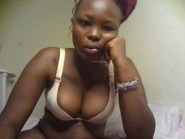 Princess333 live cam on BongaCams