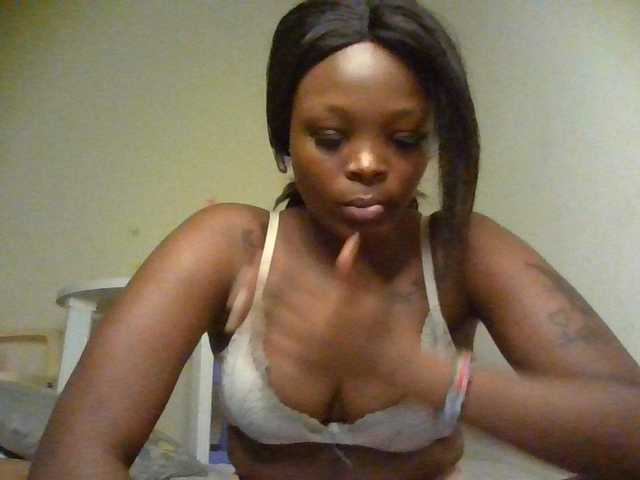 Princess333 live cam on BongaCams