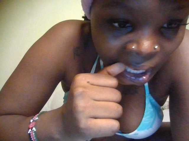 Princess333 live cam on BongaCams