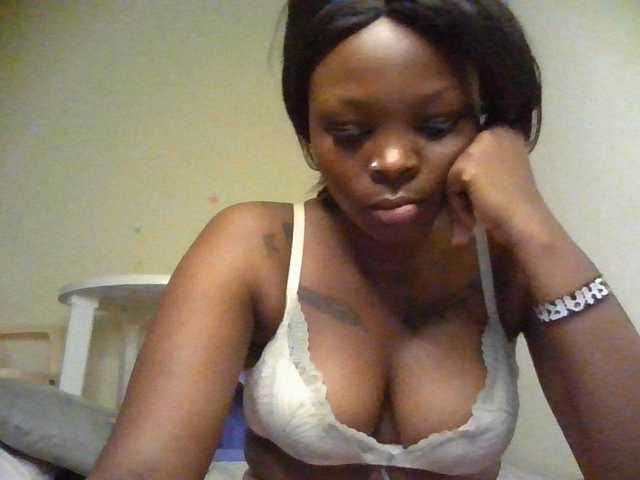 Princess333 live cam on BongaCams