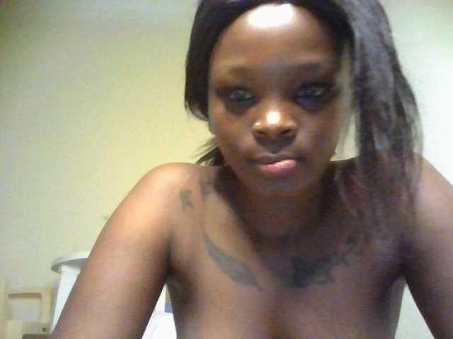 Princess333 live cam on BongaCams