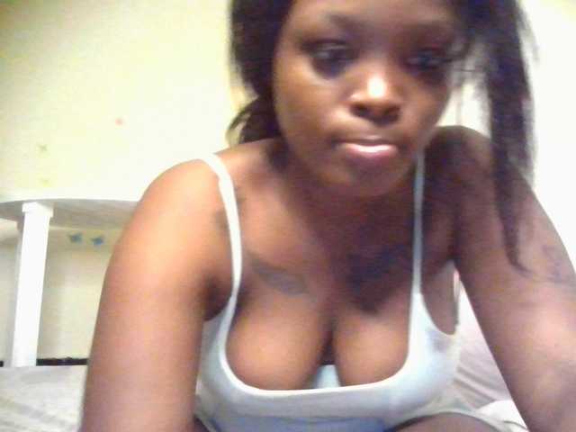 Princess333 live cam on BongaCams