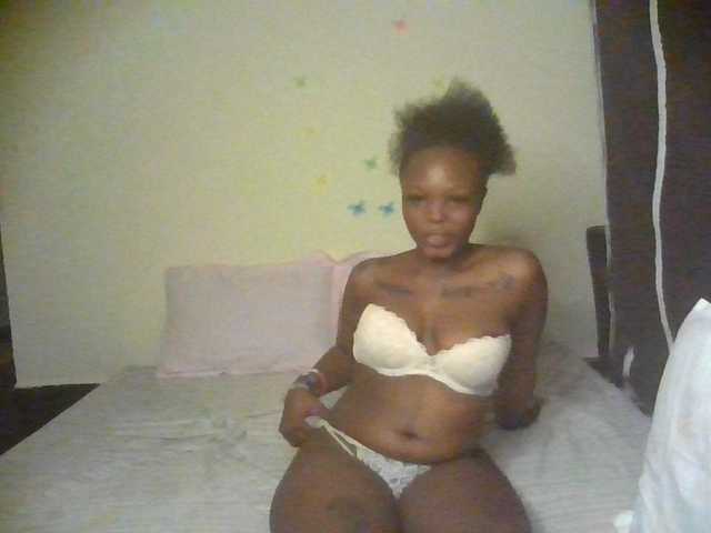 Princess333 live cam on BongaCams