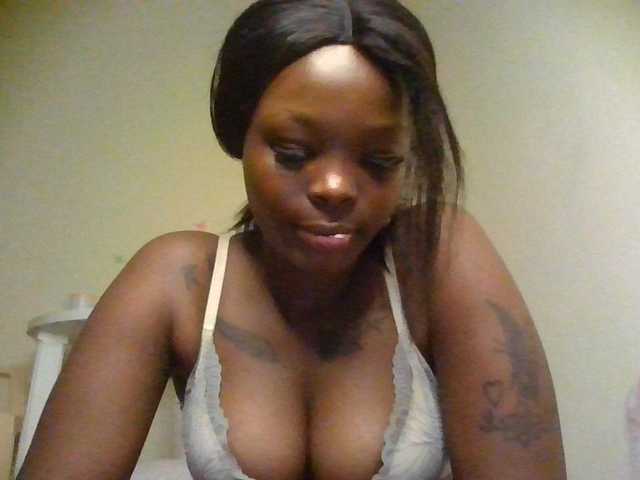 Princess333 live cam on BongaCams