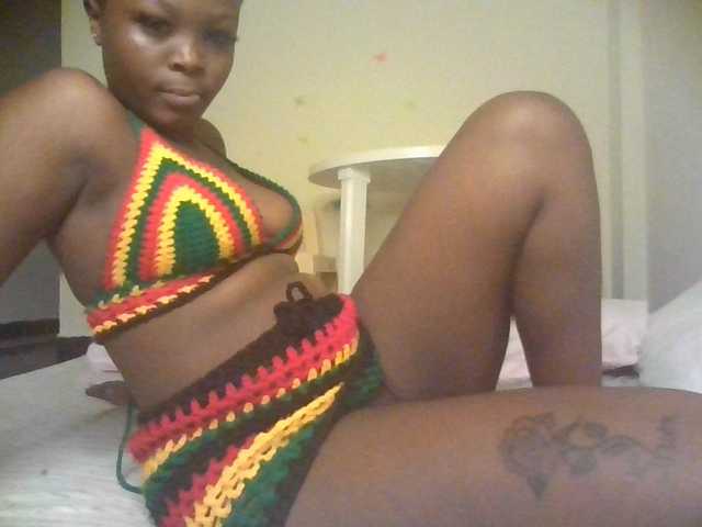 Princess333 live cam on BongaCams