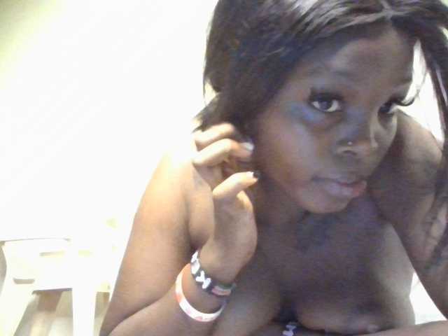 Princess333 live cam on BongaCams