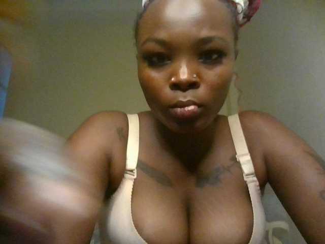 Princess333 live cam on BongaCams
