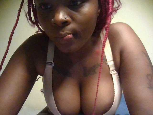 Princess333 live cam on BongaCams