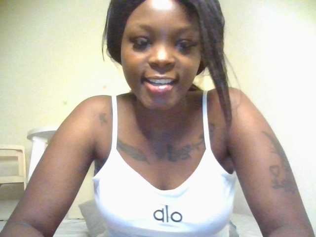 Princess333 live cam on BongaCams