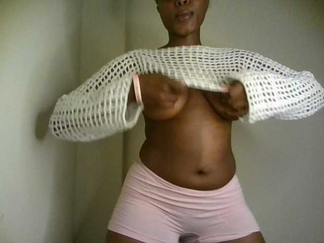 Princess333 live cam on BongaCams