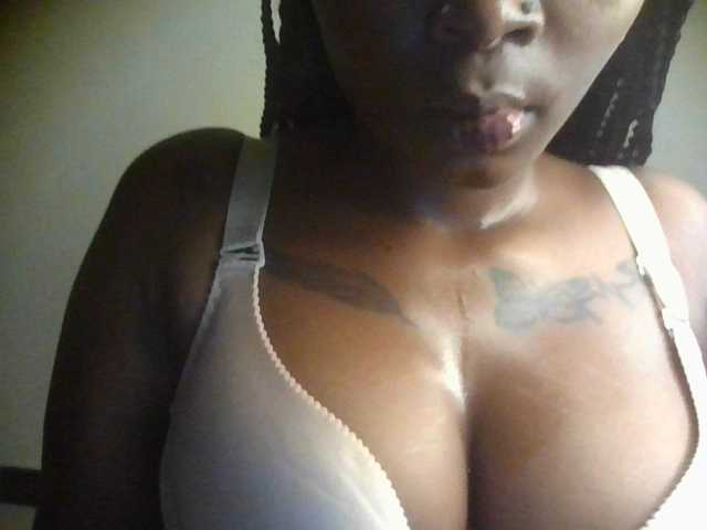 Princess333 live cam on BongaCams