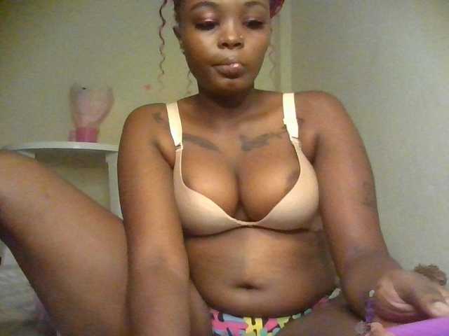 Princess333 live cam on BongaCams