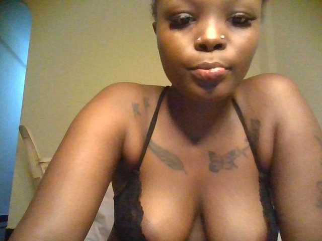 Princess333 live cam on BongaCams