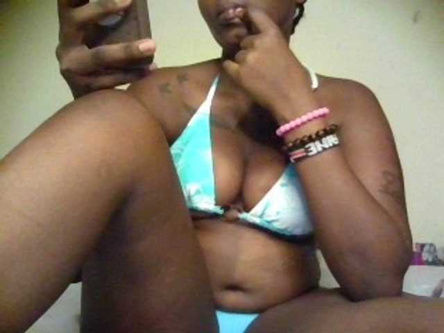 Princess333 live cam on BongaCams