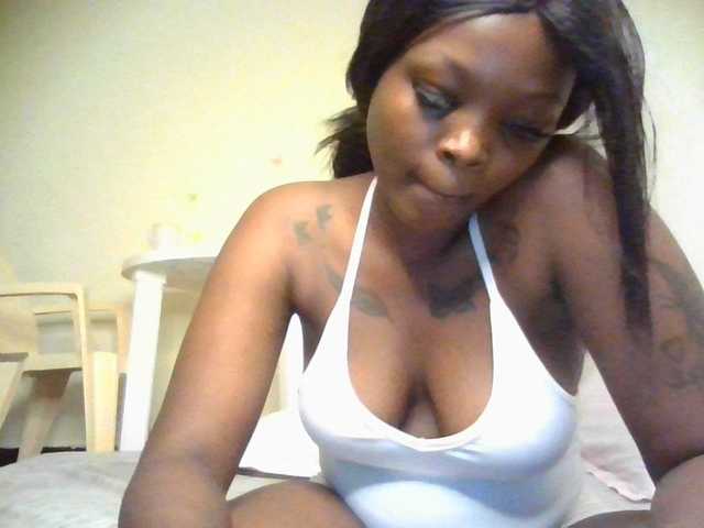 Princess333 live cam on BongaCams