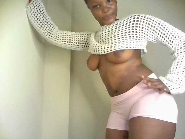 Princess333 live cam on BongaCams
