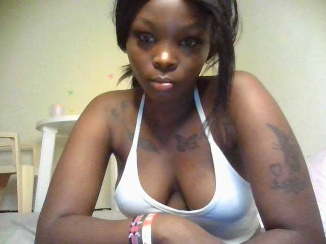 Princess333 live cam on BongaCams