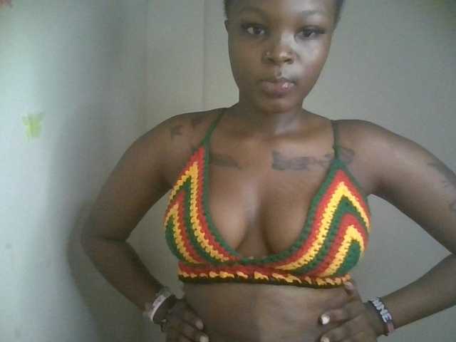 Princess333 live cam on BongaCams