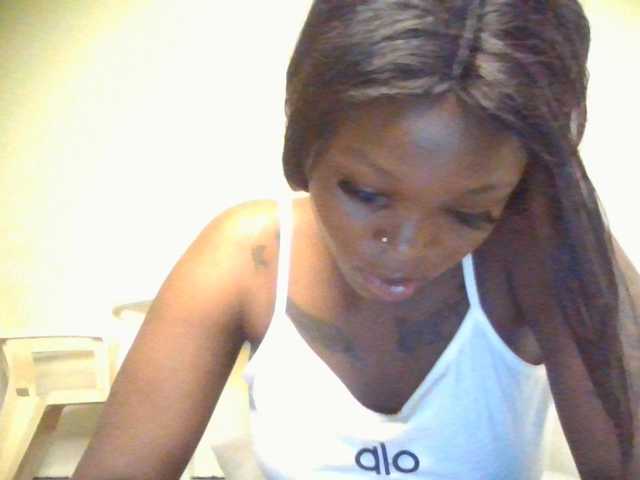 Princess333 live cam on BongaCams