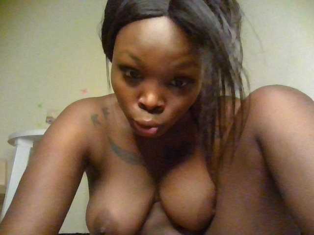 Princess333 live cam on BongaCams