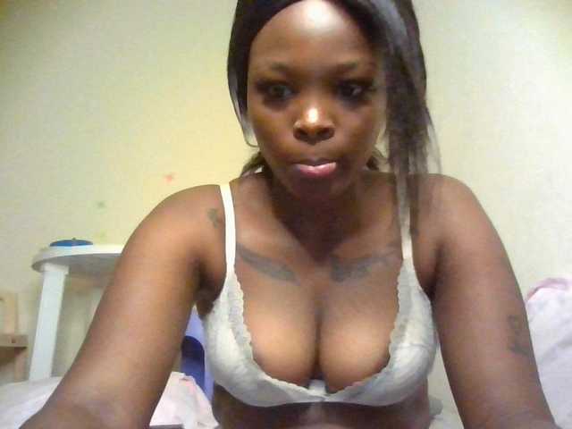 Princess333 live cam on BongaCams